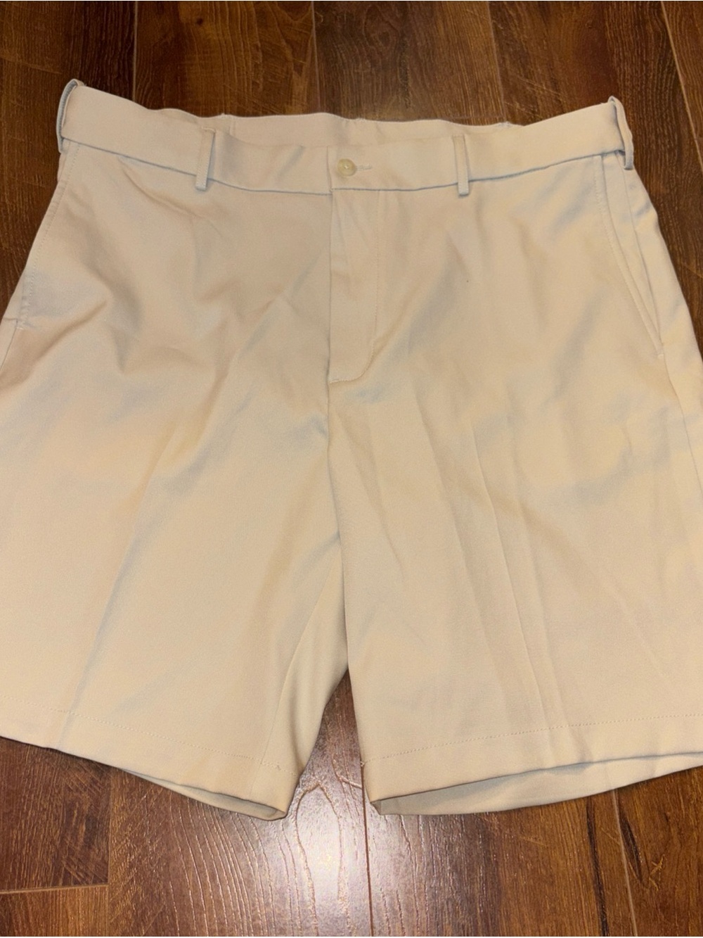 Men's Cream Grand Slam Performance Golf Shorts size 38